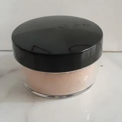 Avon@Obabi Avon Ideal Flawless Loose Powder | Medium