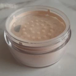Avon@Obabi Makeup Avon Ideal Flawless Loose Powder | Translucent